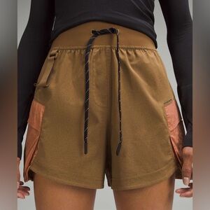 Lululemon Sz 6 WovenAir High-Rise Hiking Short 4" Allspice Desert Sand Pockets
